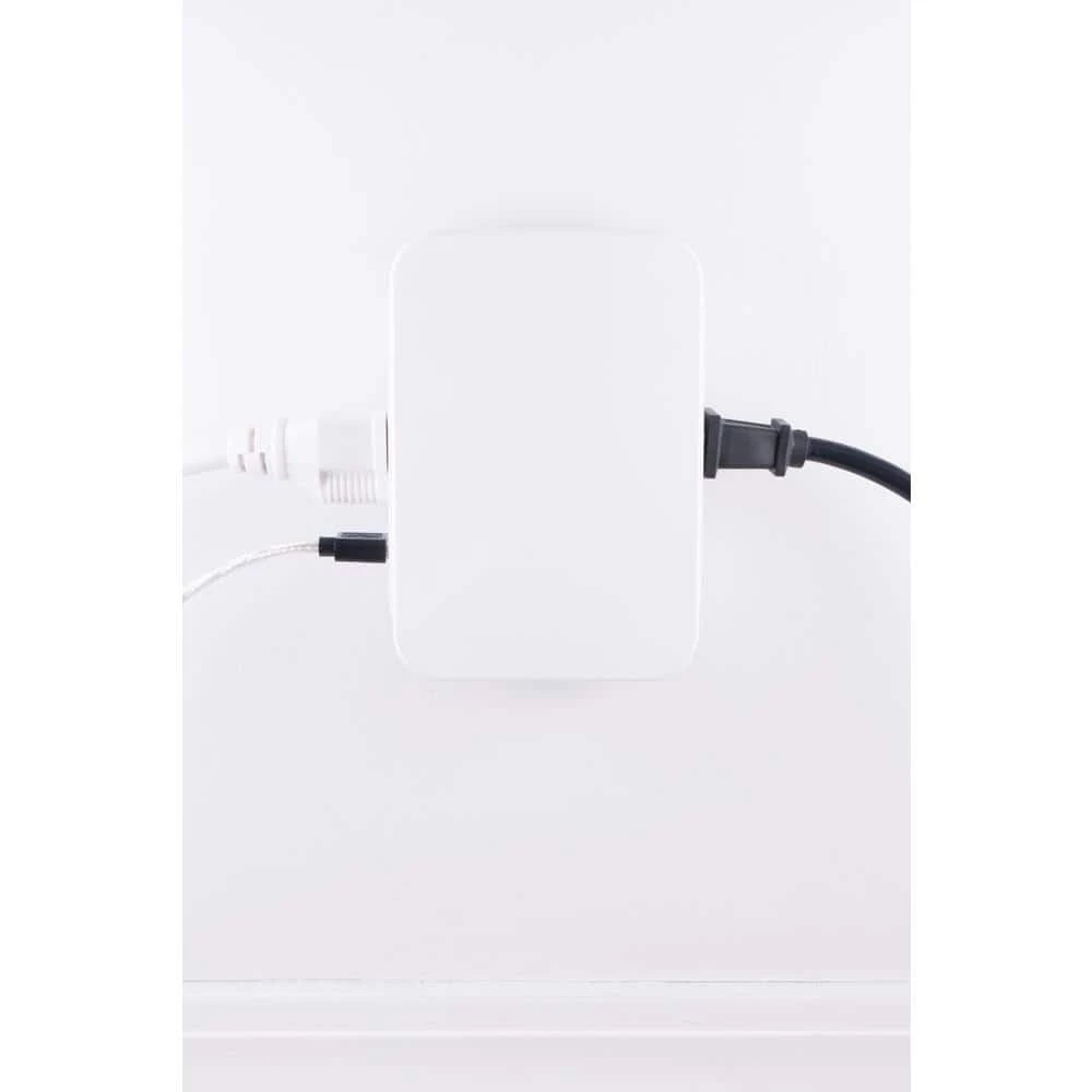 5-Outlet 860-Joules 2-Port USB Side-Access Surge Protector Tap, White 5 5-Outlet 860-Joules 2-Port USB Side-Access Surge Protector Tap, White - Image 5