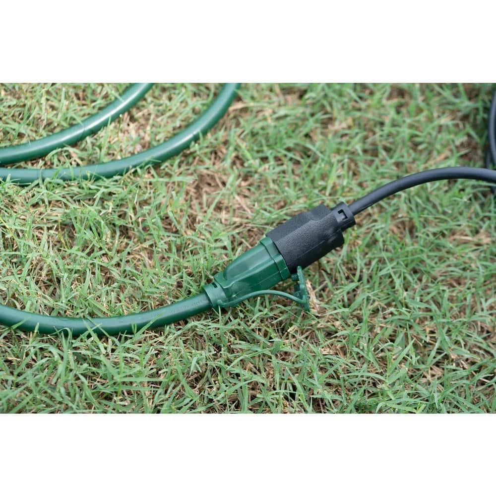 25 ft. 14/3 Multi-Outlet (3) Garden Outdoor Medium-Duty Extension Cord, Green by Woods 5 25 ft. 14/3 Multi-Outlet (3) Garden Outdoor Medium-Duty Extension Cord, Green by Woods - Image 5