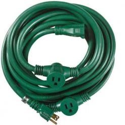 25 ft. 14/3 Multi-Outlet (3) Garden Outdoor Medium-Duty Extension Cord, Green by Woods